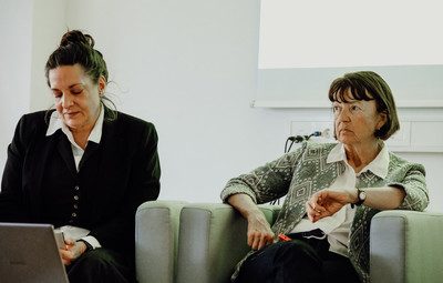 Utrinki s pogovora Hiša za goste: Trajnostno gledališče – izziv našega časa <em>Foto: Maša Pirc</em>