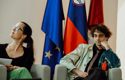 Utrinki s pogovora Hiša za goste: Trajnostno gledališče – izziv našega časa <em>Foto: Maša Pirc</em>