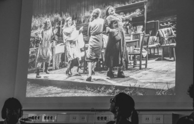 Utrinki s pogovora Hiša za goste: Trajnostno gledališče – izziv našega časa <em>Foto: Maša Pirc</em>