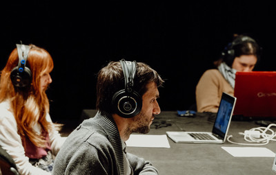 Utrinki z intermedijske raziskave Od koncepta do uprizoritvenega besedila <em>Foto: Maša Pirc</em>