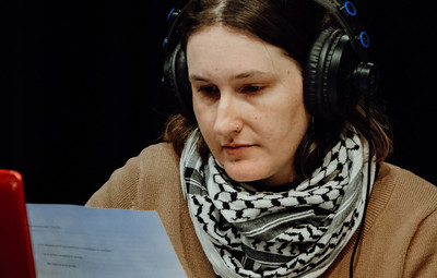 Utrinki z intermedijske raziskave Od koncepta do uprizoritvenega besedila <em>Foto: Maša Pirc</em>