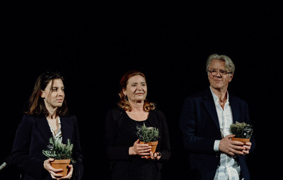 Utrinki z žive izvedbe radijske igre Tjaše Mislej Prva beseda je mama – 4. del: Ksenija