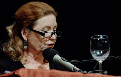 Utrinki z žive izvedbe radijske igre Tjaše Mislej Prva beseda je mama – 4. del: Ksenija