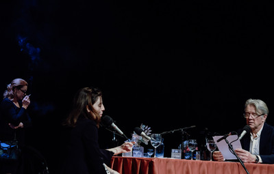 Utrinki z žive izvedbe radijske igre Tjaše Mislej Prva beseda je mama – 4. del: Ksenija